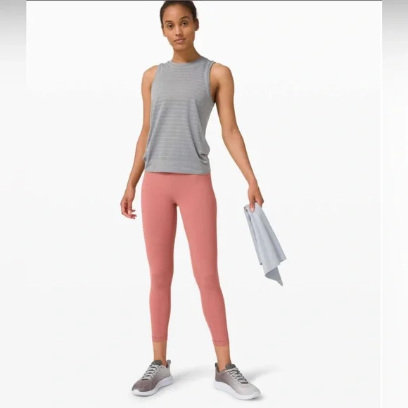 🌹NWOT LULULEMON WUNDER TRAIN HIGH RISE 28”LEGGINGS - Picture 1 of 9